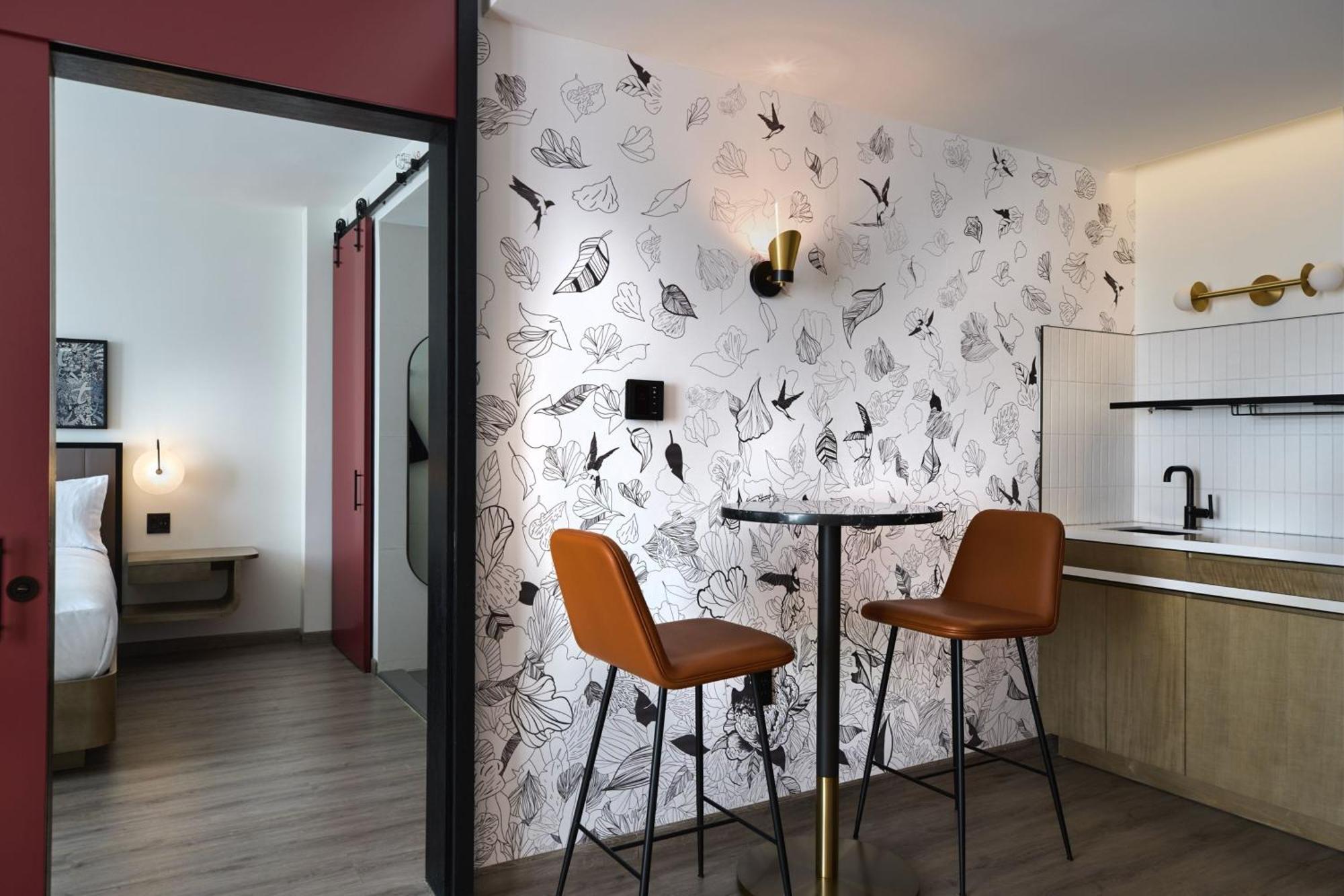 Renaissance New York Flushing Hotel At Tangram Bagian luar foto
