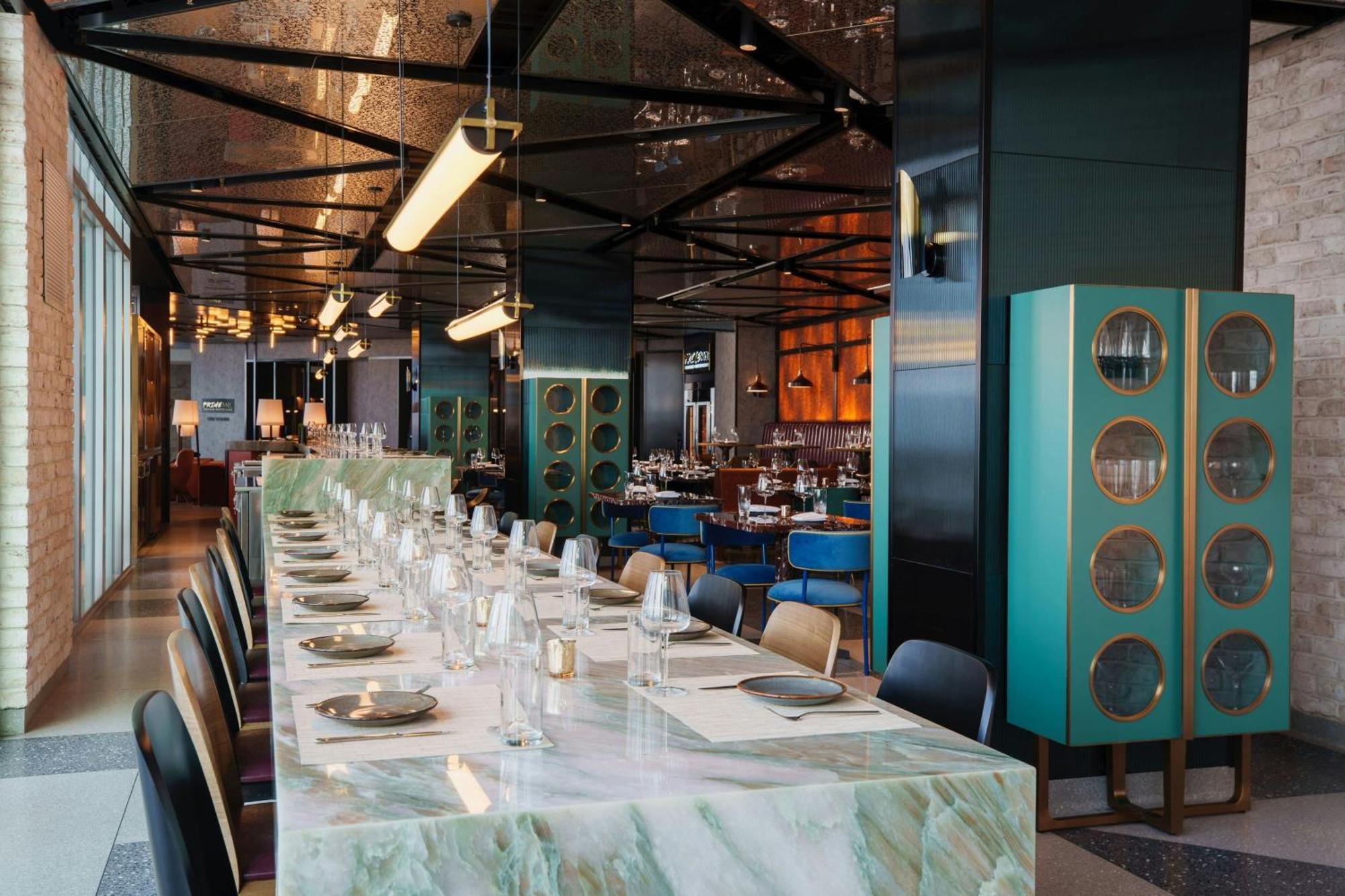 Renaissance New York Flushing Hotel At Tangram Bagian luar foto